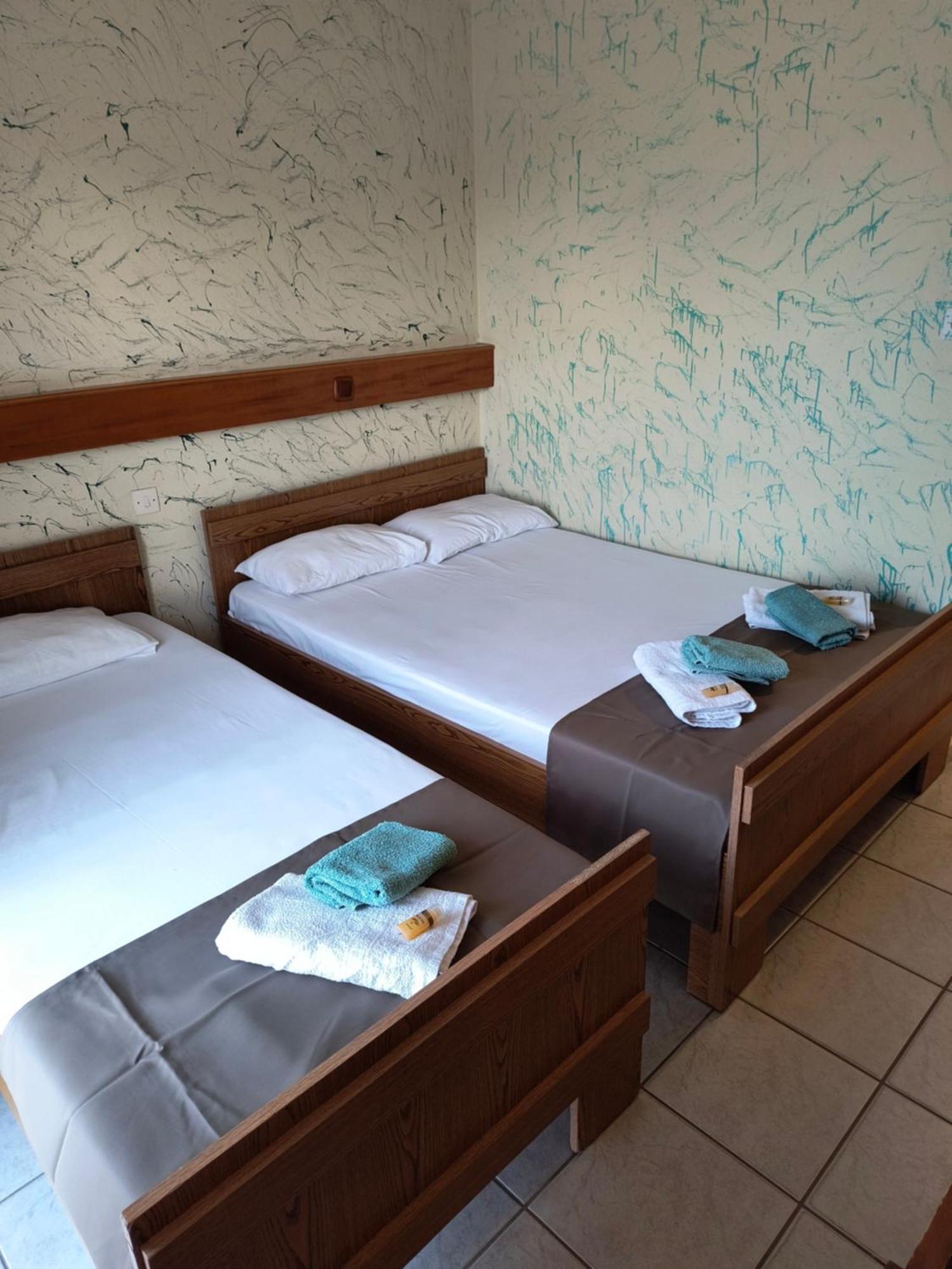 Amelies Apartments Paralía Екстериор снимка
