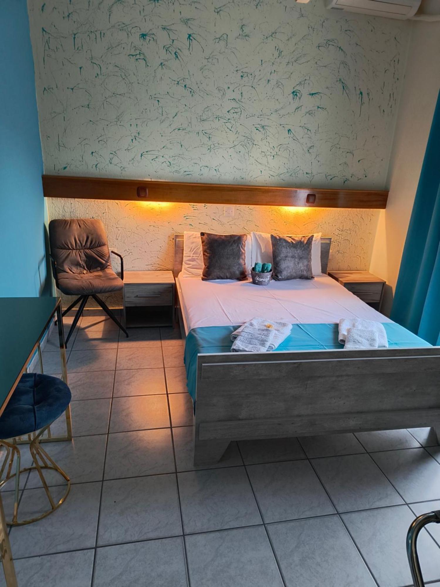 Amelies Apartments Paralía Екстериор снимка