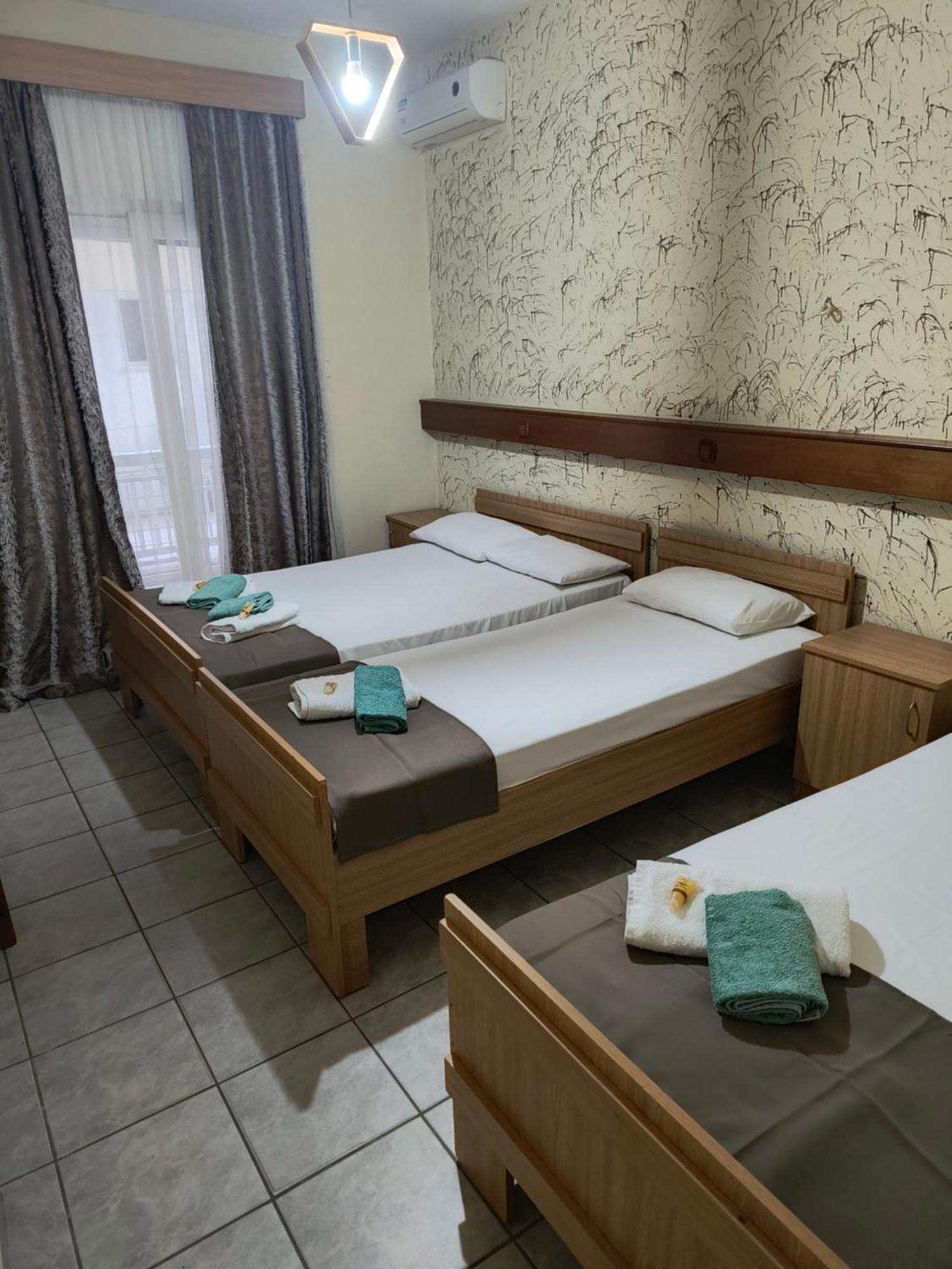 Amelies Apartments Paralía Екстериор снимка