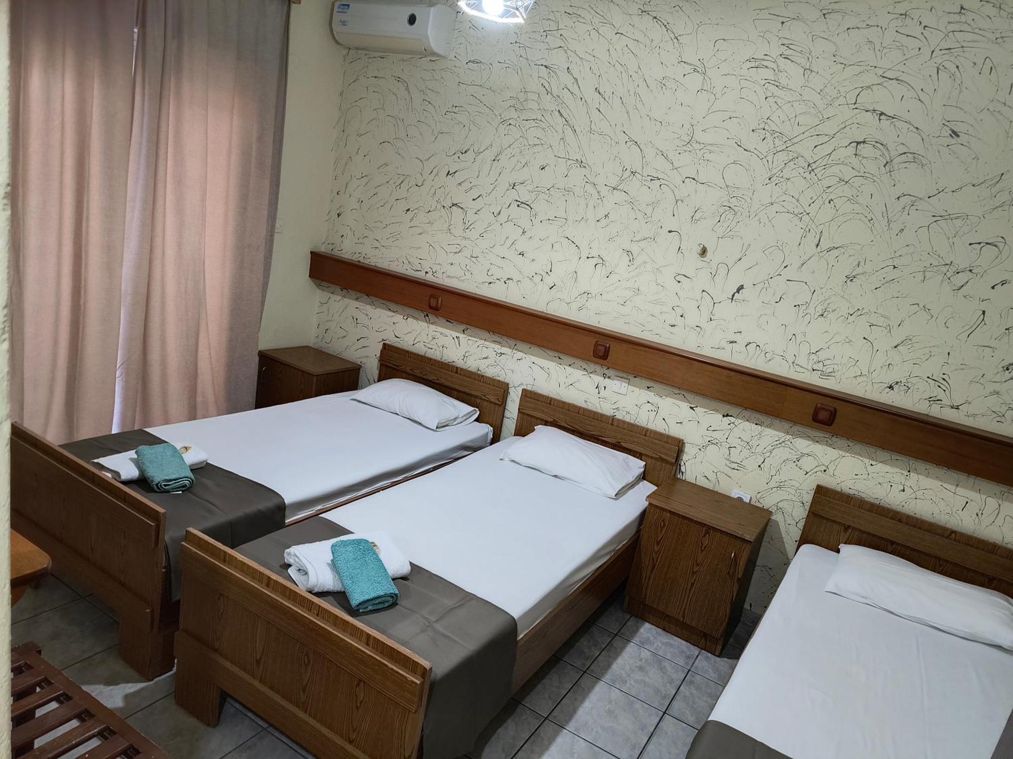 Amelies Apartments Paralía Екстериор снимка