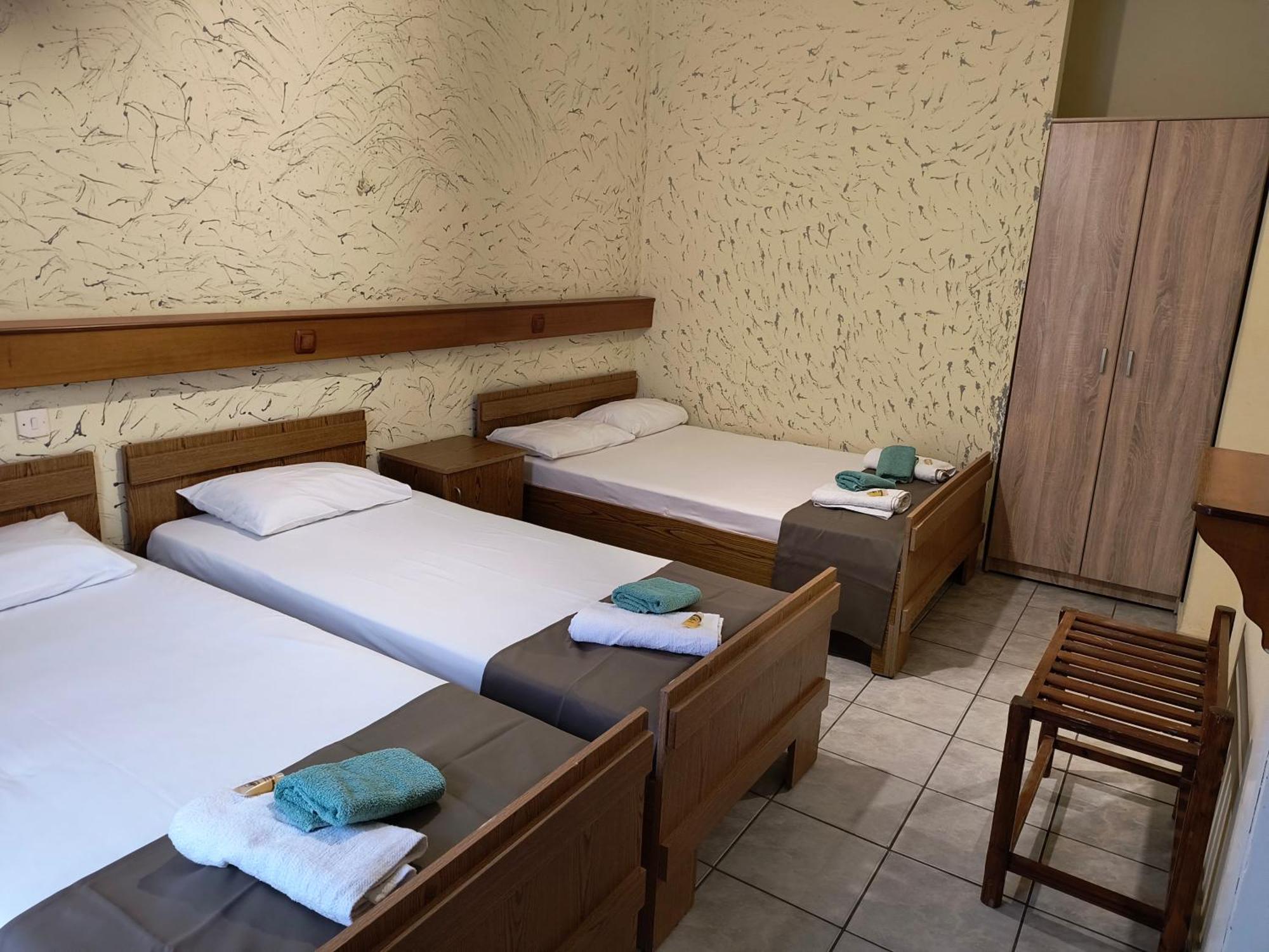 Amelies Apartments Paralía Екстериор снимка
