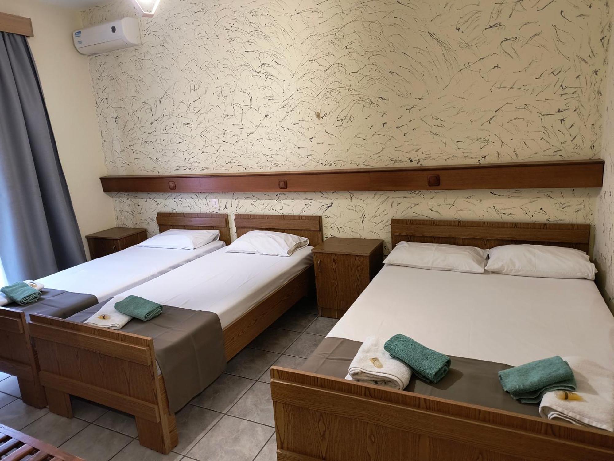 Amelies Apartments Paralía Екстериор снимка