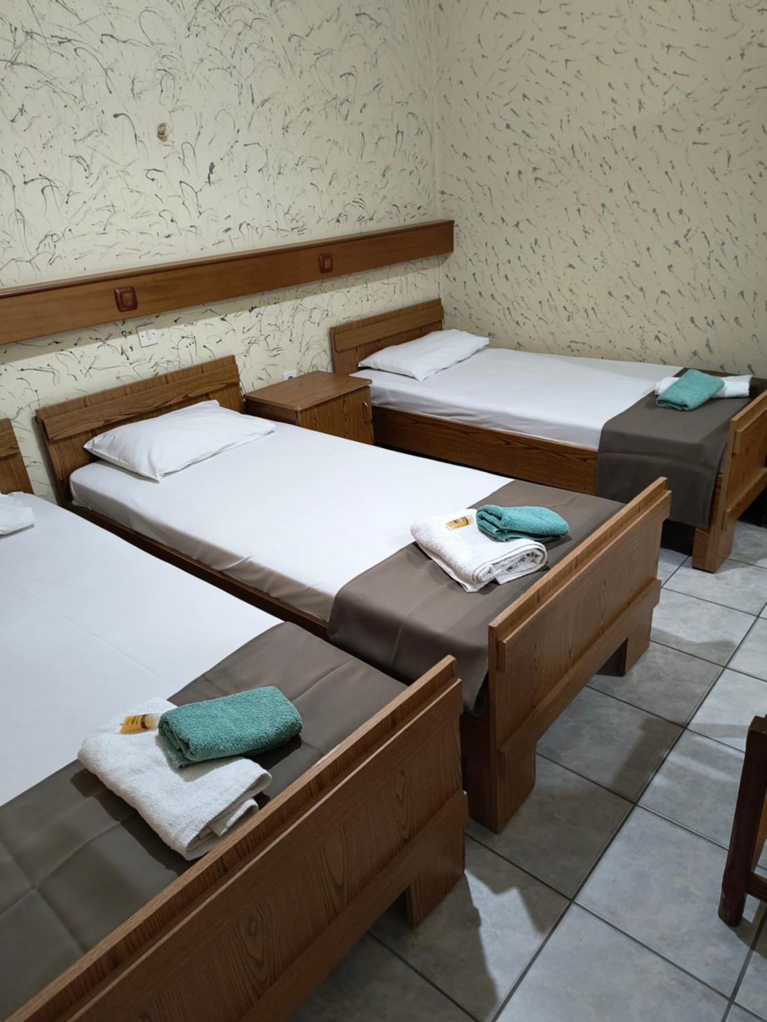 Amelies Apartments Paralía Екстериор снимка